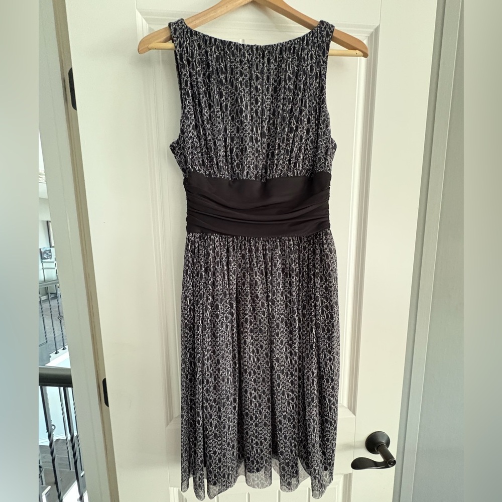 Black and Gray Sleeveless Dress, London Times size 8